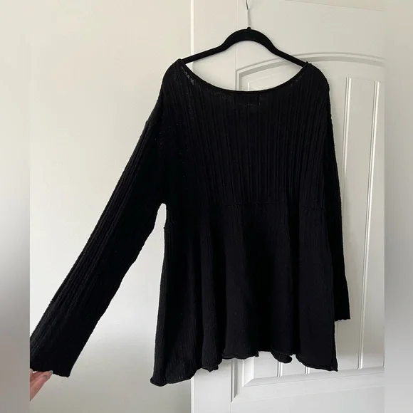 Free People black tunic babydoll sweater - Picture 3 of 5